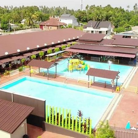Asfa D Village - Resort - Homestay - Family Room Kemasik المظهر الخارجي الصورة